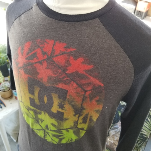 DC Shoe Men's Raglan Baseball T-Shirt sz Medium Palm Tree Graphic Multicolored - Picture 4 of 7